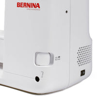 Frontansicht der BERNINA 335 Nähmaschine – kompakt und leistungsstark