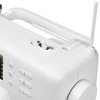 Frontansicht der BERNINA 335 Nähmaschine – kompakt und leistungsstark