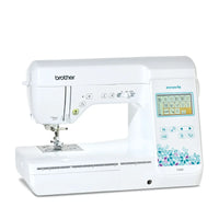 Brother Innov-is F560 Nähmaschine mit 3,7-Zoll-Touchscreen in Vorderansicht