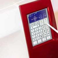 Elna eXcellence 710 mit großem Nähbereich und LCD-Anzeige