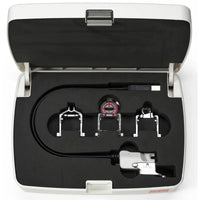 Elna eXcellence 782 – Frontansicht der Nähmaschine mit Farb-Touchscreen