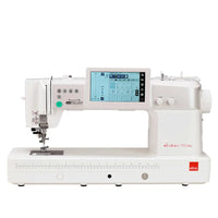 Elna eXcellence 790PRO – Frontansicht mit großem 7-Zoll-HD-Touchscreen