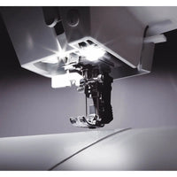 Gleichmäßiger Stofftransport mit Original-IDT-System der Pfaff Passport 2.0