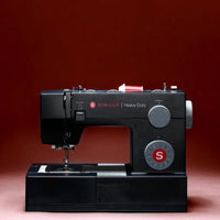 SINGER Heavy Duty 4432 Black Edition