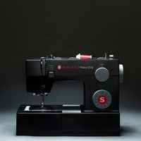 SINGER Heavy Duty 4432 Black Edition