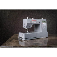 Singer Heavy Duty 6705C Nähmaschine mit LCD-Display und Alphabet-Funktion