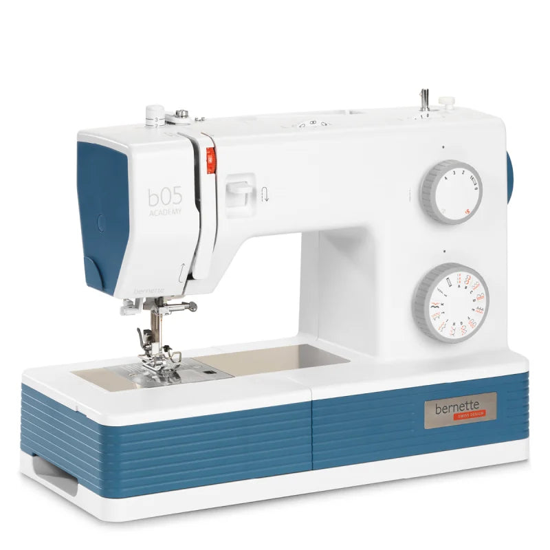 bernette B05 ACADEMY mit großem Anschiebetisch