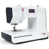 Nähfußbereich der bernette B37 mit LED-Licht