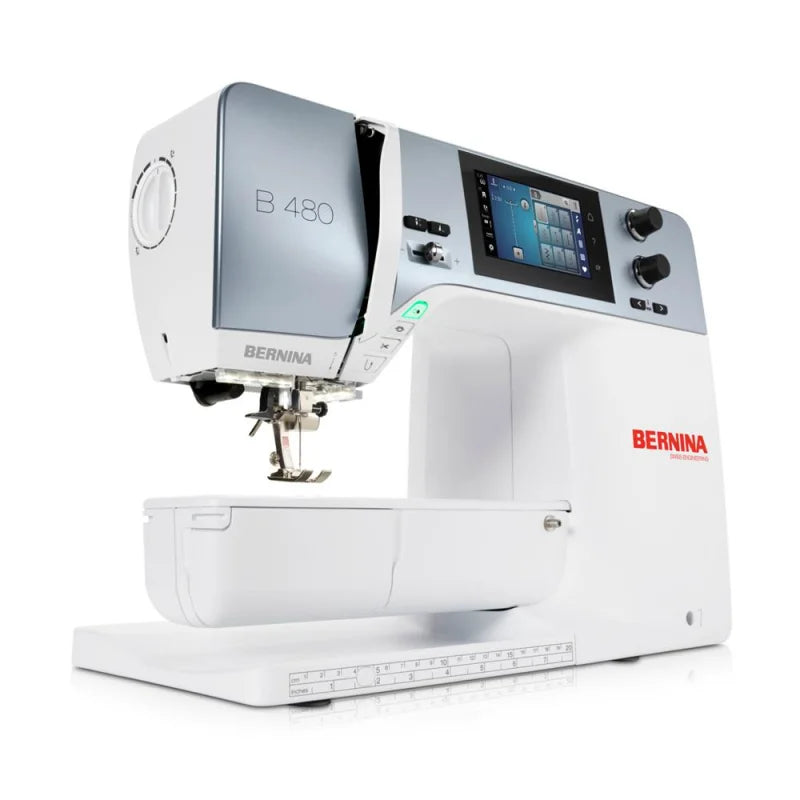 Bernina 480 Nähmaschine mit großem Touchscreen und Anschiebetisch