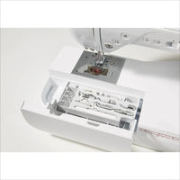 Brother Innov-is F400 Nähmaschine – Vorderansicht mit Display