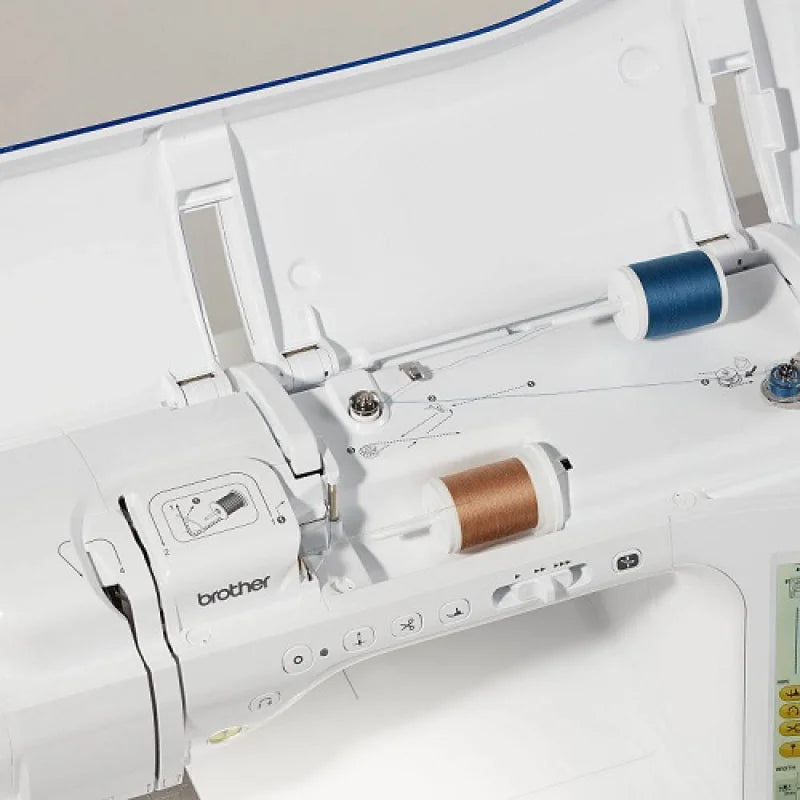 Brother Innov-is VQ4 Nähmaschine mit LCD-Touchscreen und großem Anschiebetisch