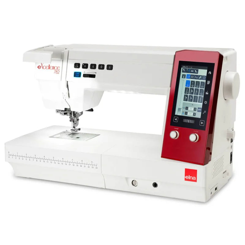 Elna eXcellence 782 – Frontansicht der Nähmaschine mit Farb-Touchscreen