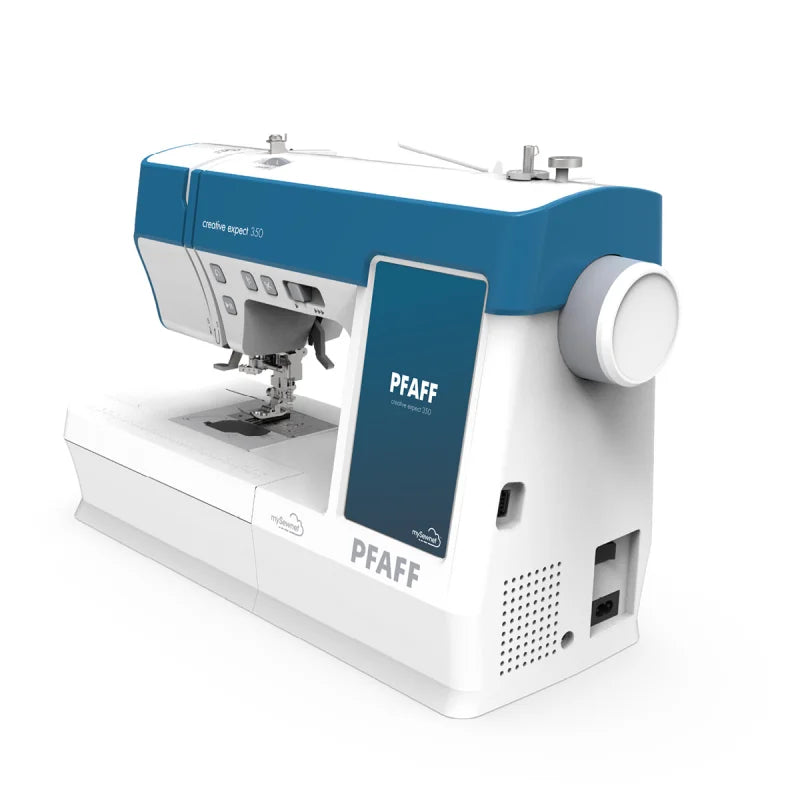 Auswahl von 180 Stickdesigns direkt auf dem Display der PFAFF creative 350