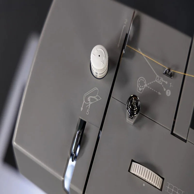 SINGER Heavy Duty 6605C Nähmaschine mit LCD-Display