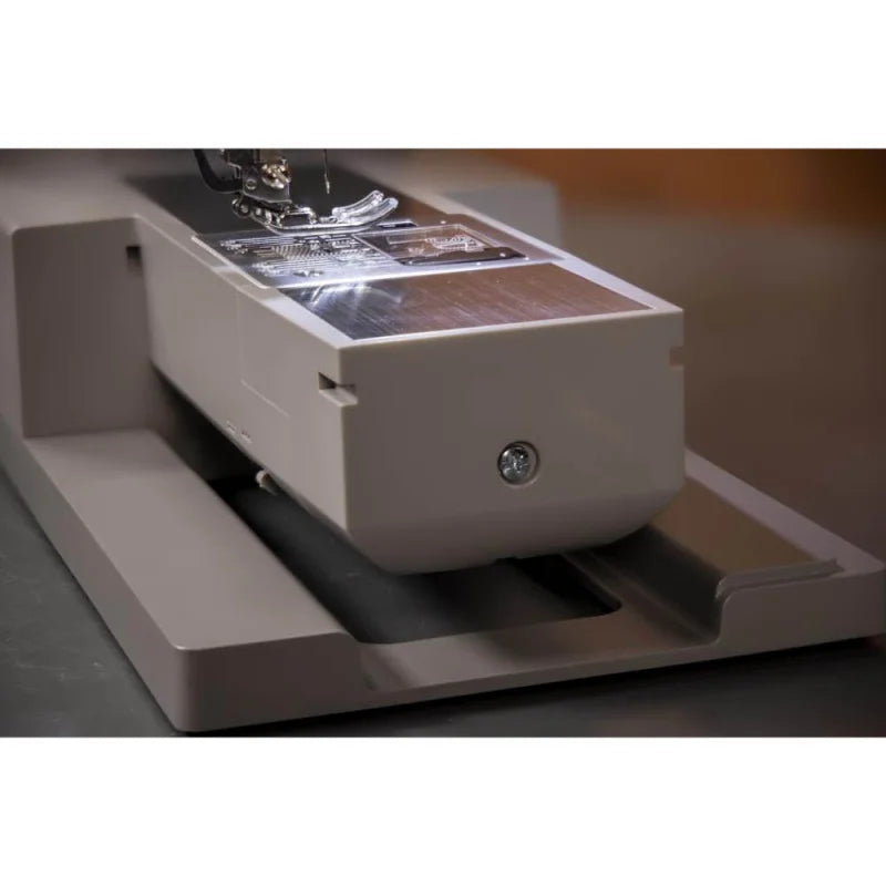 Singer Heavy Duty 6705C Nähmaschine mit LCD-Display und Alphabet-Funktion