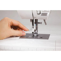 Singer Quantum Stylist 9960 mit großem LCD-Bildschirm