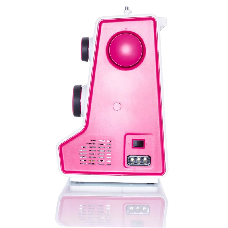 LED-beleuchteter Nähbereich der PFAFF Smarter 160S für präzises Arbeiten