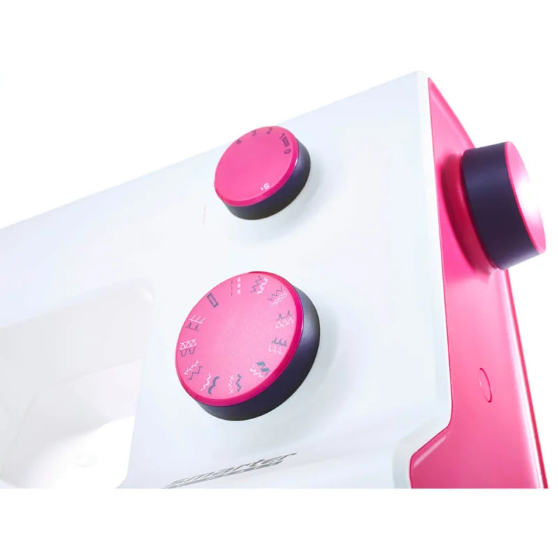 utomatische Knopflochfunktion der PFAFF Smarter 160S im Einsatz